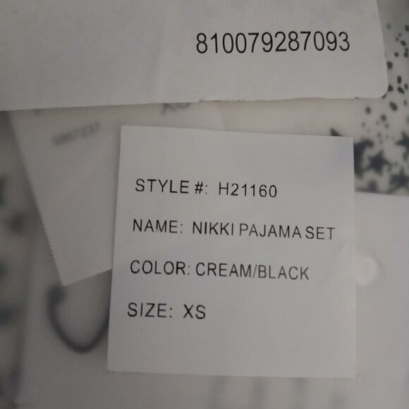 Generation Love Nikki Printed Pajama Set Cream/Black XS NWT - Picture 4 of 4